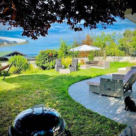 Dharma Horse Shelter Bungalows & Farmping ชิโอฟก ภายนอก รูปภาพ